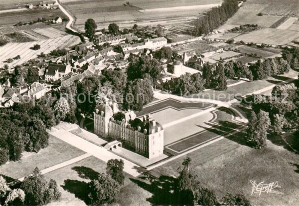 Cheverny Vue aerienne Le Chateau