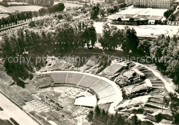 Autun 71 Le Theatre Romain Vue aerienne