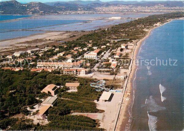 Hyeres 83 Vue aérienne des plages de La Bergerie