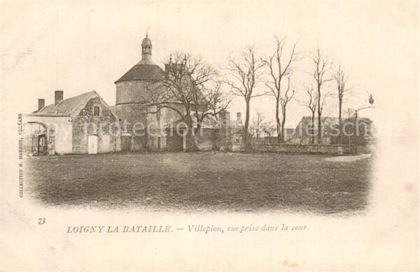 Loigny-la-Bataille Villepion vue prise dans la cour