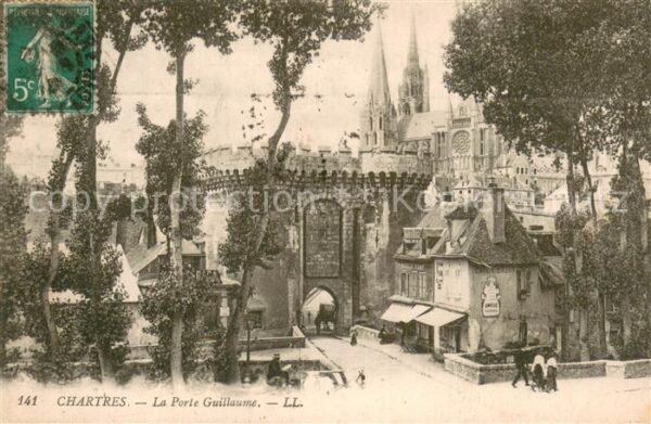 Chartres 28 La Porte Guillaume Cathedrale