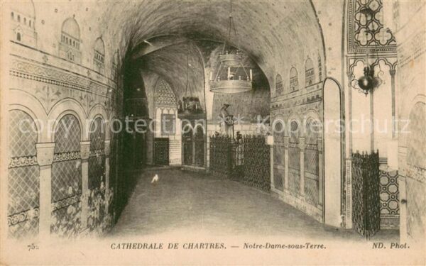 Chartres 28 Cathedrale Notre Dame sous Terre