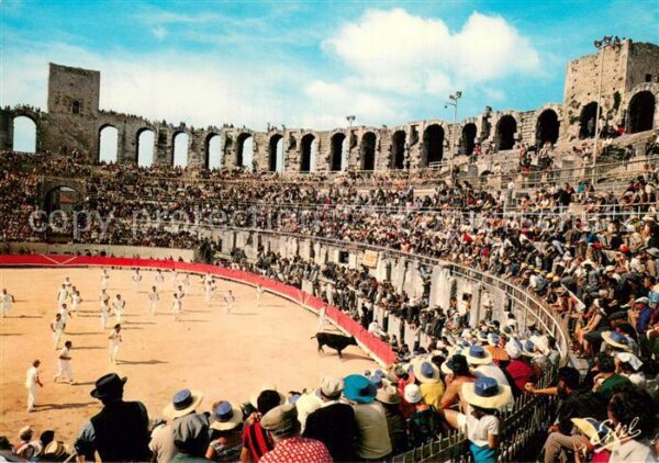 Arles 13 Intérieur des arènes un jour de course