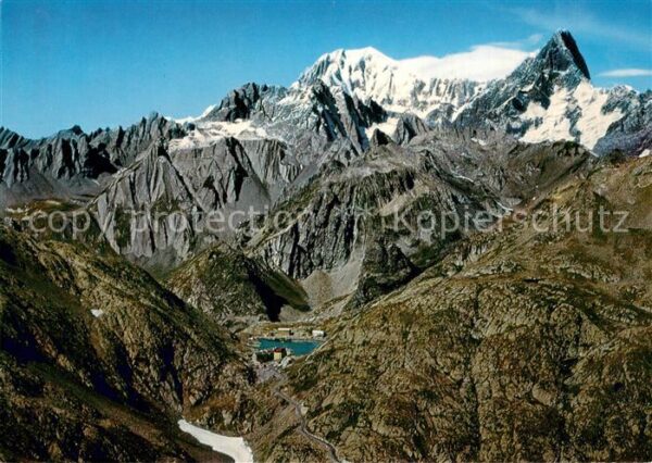 Saint-Bernard Isere Vue sur l’Hospice et le Mont Blanc