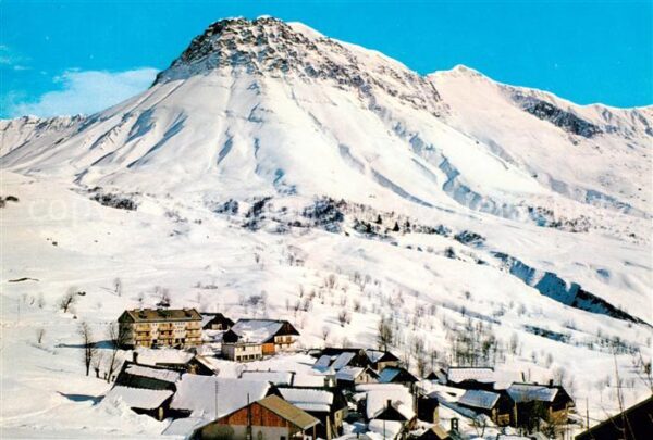 Albiez-le-Vieux Le Mollard au loin le Mont Emy