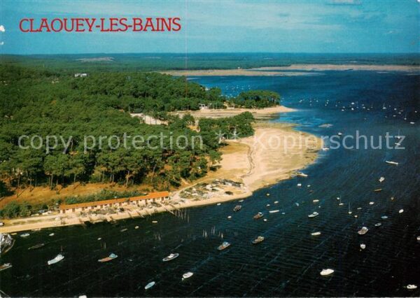 Claouey-les-Bains 33 Gironde Port des pêcheurs et la plage de Bertic
