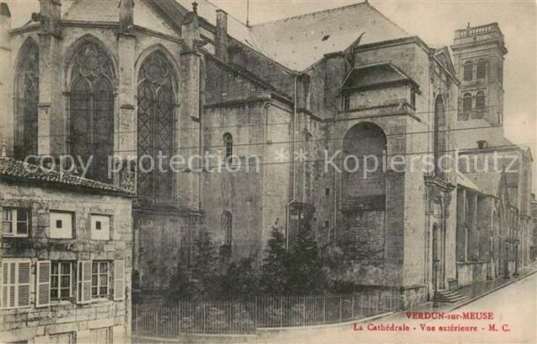 Verdun  55 Meuse La Cathedrale Vue exterieure