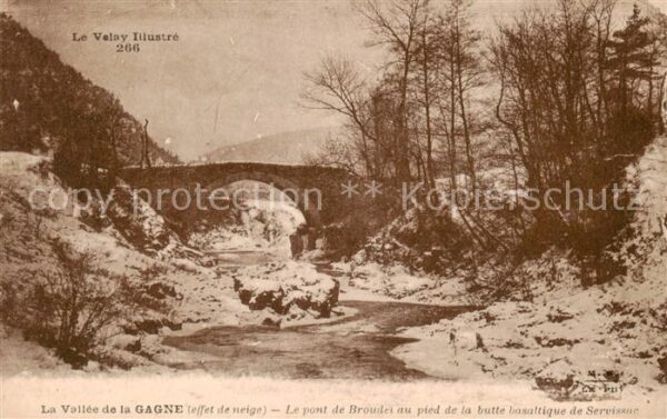 La Vallee  de la Gagne Le-Puy-en-Velay 4 Le pont de Broudei au pied de la butte