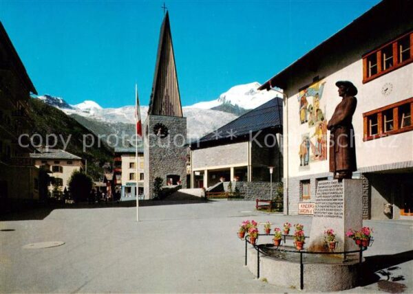 Saas-Fee VS Dorfplatz und Kirche Allalin und Alphub