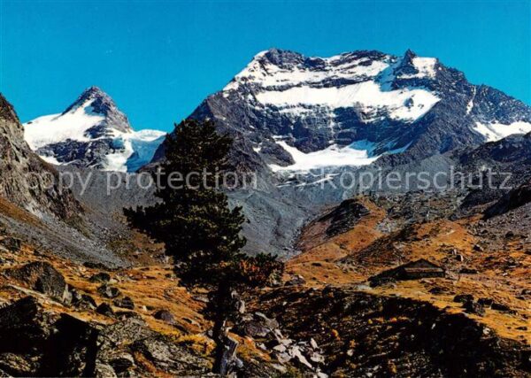 Weissmieshuette 2726m Saastal VS Saas Tal mit Fletschhorn und Lagginhorn