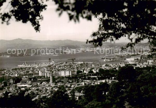 Toulon Var Vue generale sur la Ville et la Rade