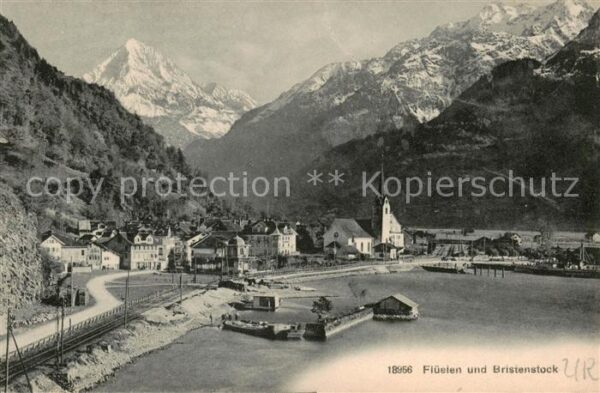 Flueelen UR Ortsansicht mit Kirche Blick gegen Bris