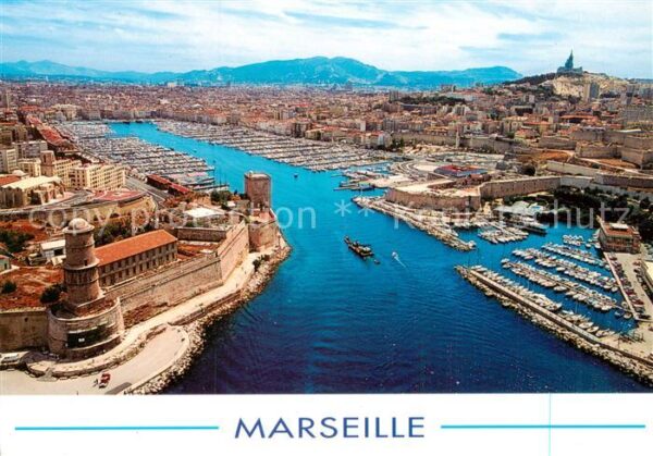 Marseille 13 Vue du ciel le vieux port le Fort St Je