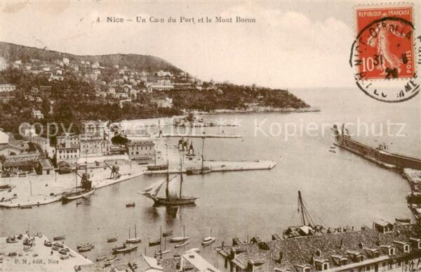 Nice  06 Nizza Un Coin du Port et le Mont Boron