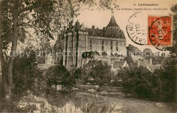 Chateaudun 28 Eure-et-Loir Le Chateau facade Ouest vue de Loir
