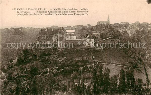 Chantelle-le-Chateau 03 Allier Vieille Cite Gauloise College de Druide