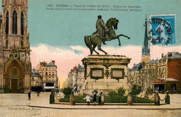Rouen 76 Place de l’Hotel de Ville Statue de Nap