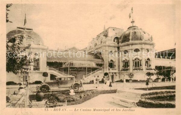 Royan 17 Casino Municipal et les jardins