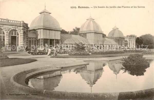 Rennes 35 Bassin du Jardin des Plantes et les Ser