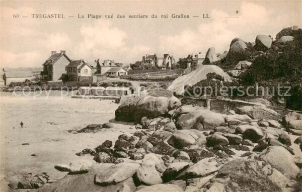 Tregastel 22 Cotes-d Armor La plage vue des sentiers du Roi Grallo