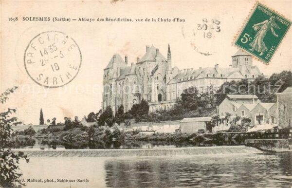 Solesmes 72 Sarthe Abbaye des Bénédictins vue de la Chute