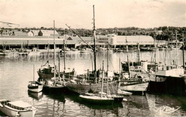 Concarneau 29 Finistere Le port