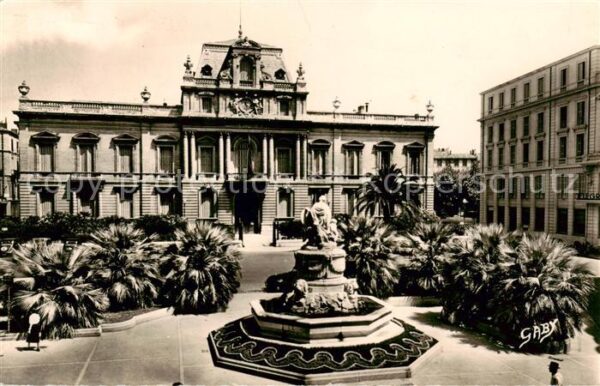 Montpellier Herault La Prefecture Fontaine