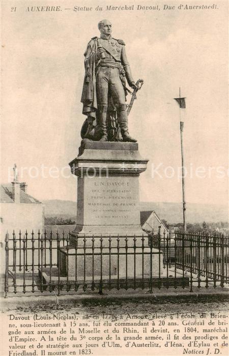 Auxerre 89 Statue du Marechal Darout Duc d_Auersta