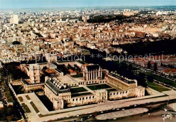Vincennes 94 Vue generale aerienne du chateau avecle