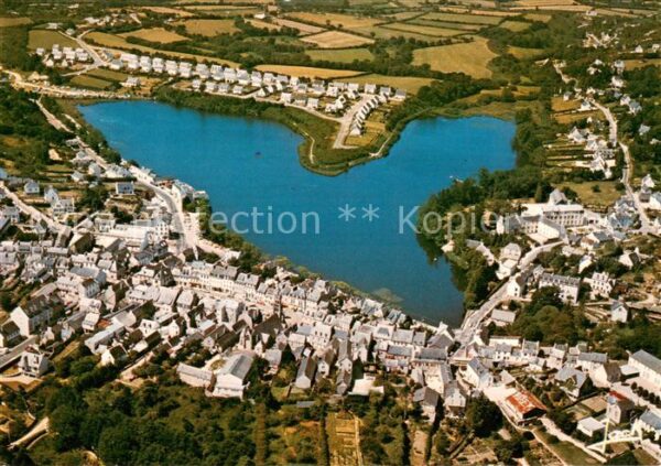 Huelgoat 29 Vue generale aerienne
