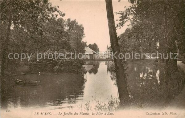 Le Mans Sarthe Le Jardin des Plantes la Piece d_Eau