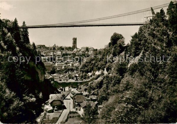 Fribourg FR Vue partielle et pont suspendu
