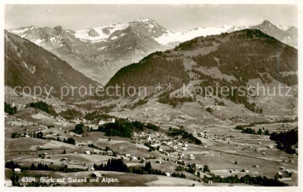 Gstaad BE Panorama mit den Alpen