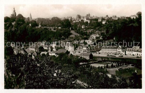 Dinan 22 Cotes-d Armor Vue generale et le Port