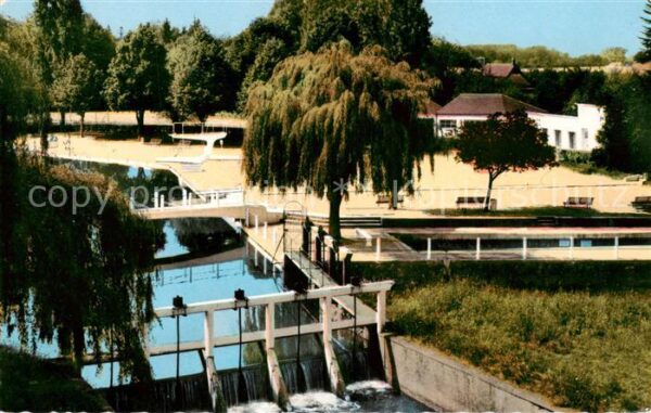 Bonneval 28 d Eure-et-Loir La Piscine