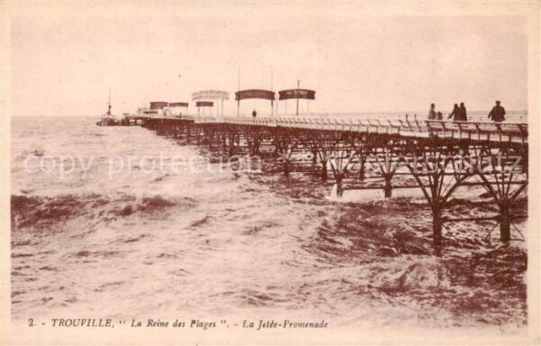 Trouville-sur-Mer La Reine des Plages La Jetee Promenade
