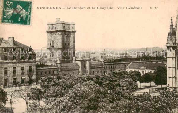 Vincennes 94 Le Donjon et la Chapelle Vue generale