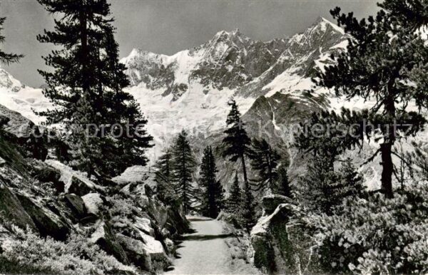 Saas-Fee VS Blick vom Weg nach Plattjen gegen Alphu