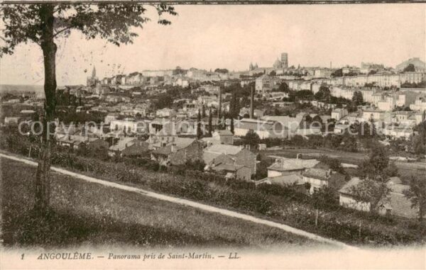 Angouleme 16 Charente Panorama pris de Saint Martin