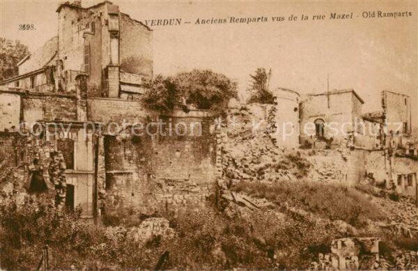 Verdun  55 Meuse Anciens Remparts vue de la rue Mazel
