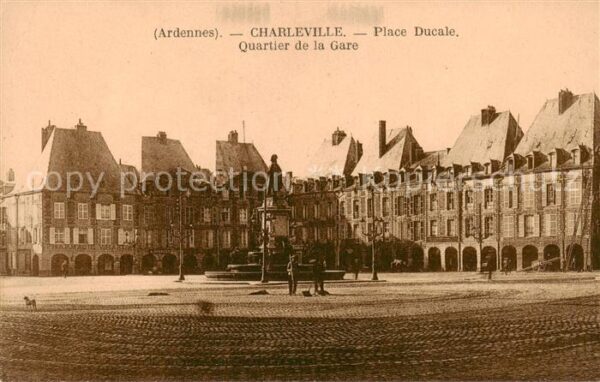 Charleville -Mezieres 08 Place Ducale Quartier de la Gare