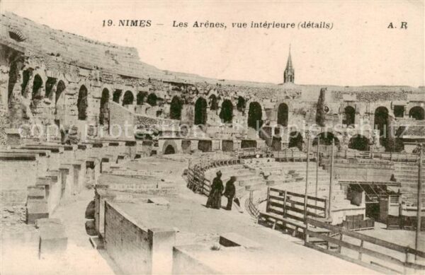 Nimes 30 Les Arenes vue interieure
