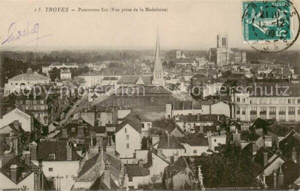 Troyes 10 Panorama Est Vue prise de la Madeleine