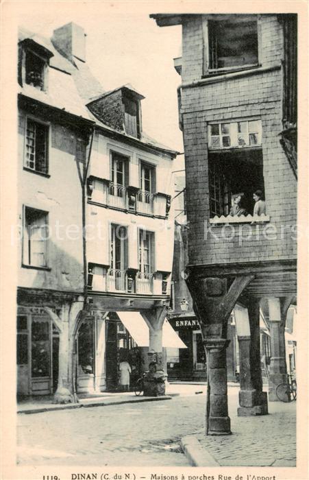Dinan 22 Cotes-d Armor Maisons a porches Rue de l'Apport