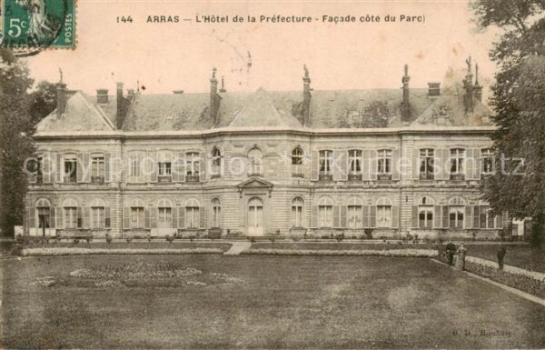 Arras  62 Hotel de la Prefecture Facade cote du P