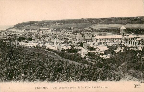 Fecamp 76 Vue generale prise de la Cote Saint Jac