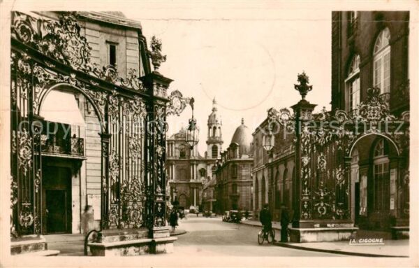 Nancy 54 Grilles de Lamour Place Stanislas et la