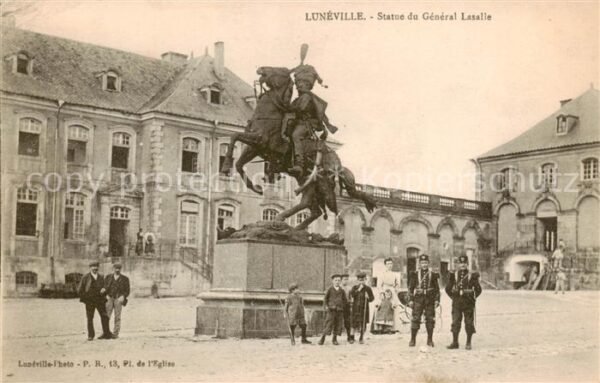 Luneville 54 Meurthe-et-Moselle Statue du General Lasalle