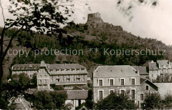 Murols 12 Les Grands Hotels et le Chateau