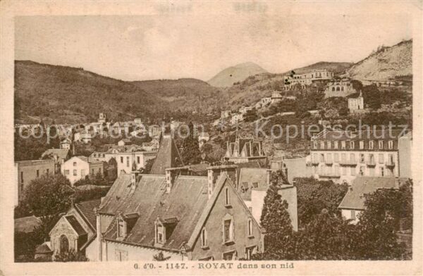 Royat 63-les-Bains dans son nid
